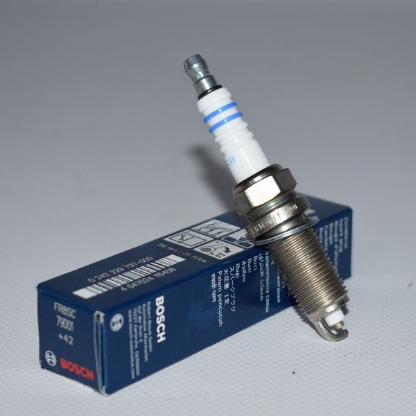 Свеча зажигания Bosch FR8SC d16  L26,5 с шайбой photo